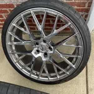 2010 Camaro 22” Rims with Tires – 5x120 Bolt Pattern